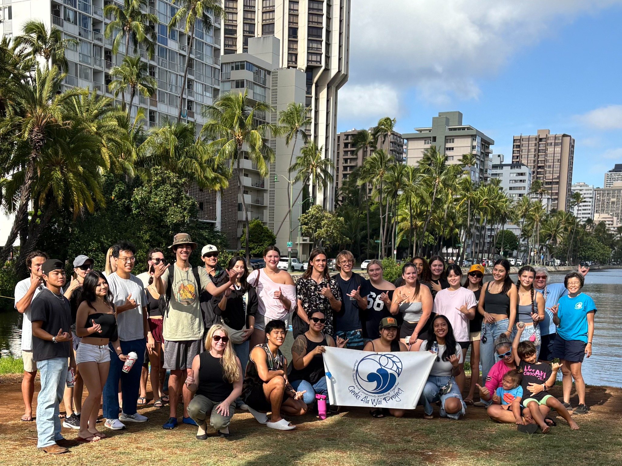Group activity in Hawaiʻi