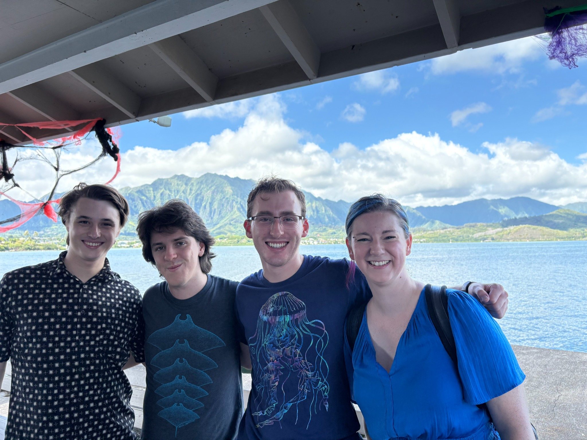 Students by Kāneʻohe Bay